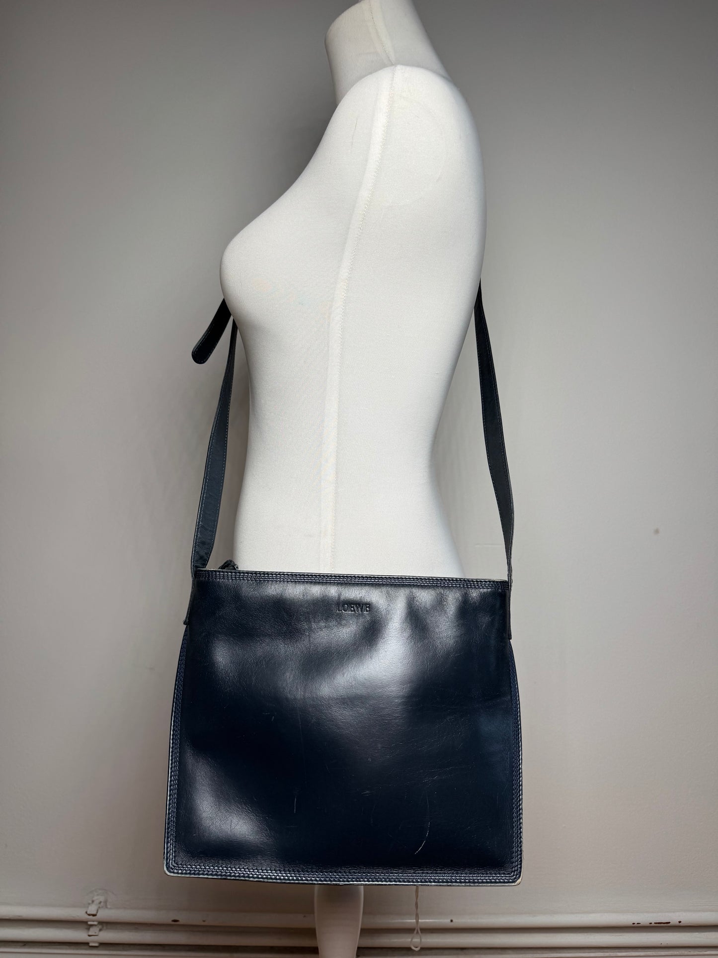 Vintage Loewe Madrid Leather bag navy