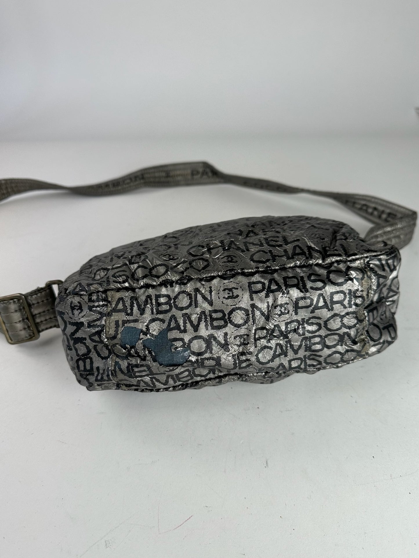 Vintage Chanel Momogram Shoulder Bag Silver Black