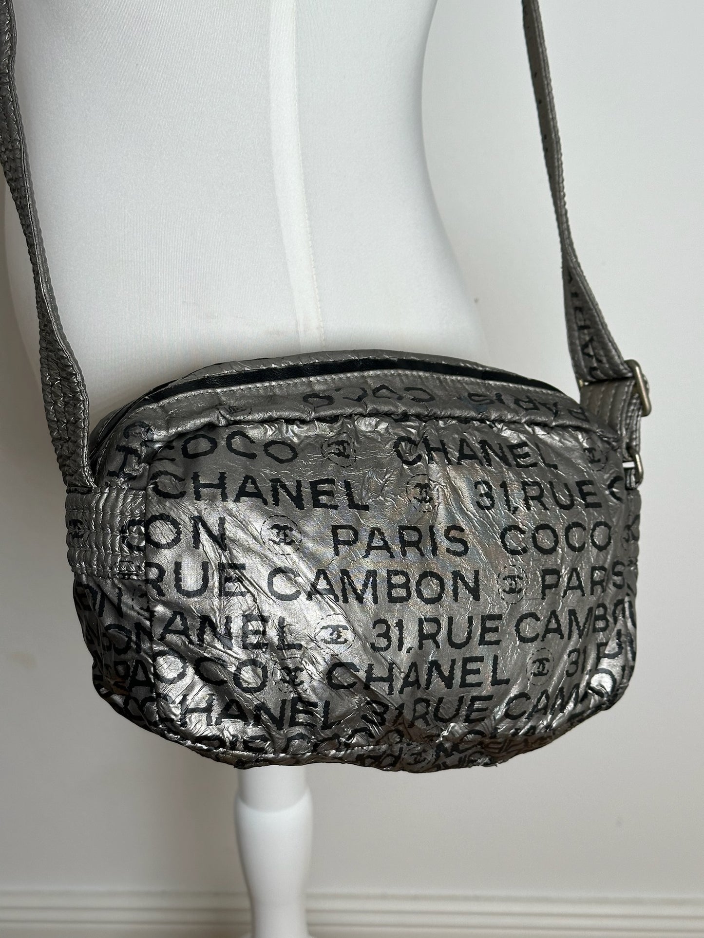 Vintage Chanel Momogram Shoulder Bag Silver Black