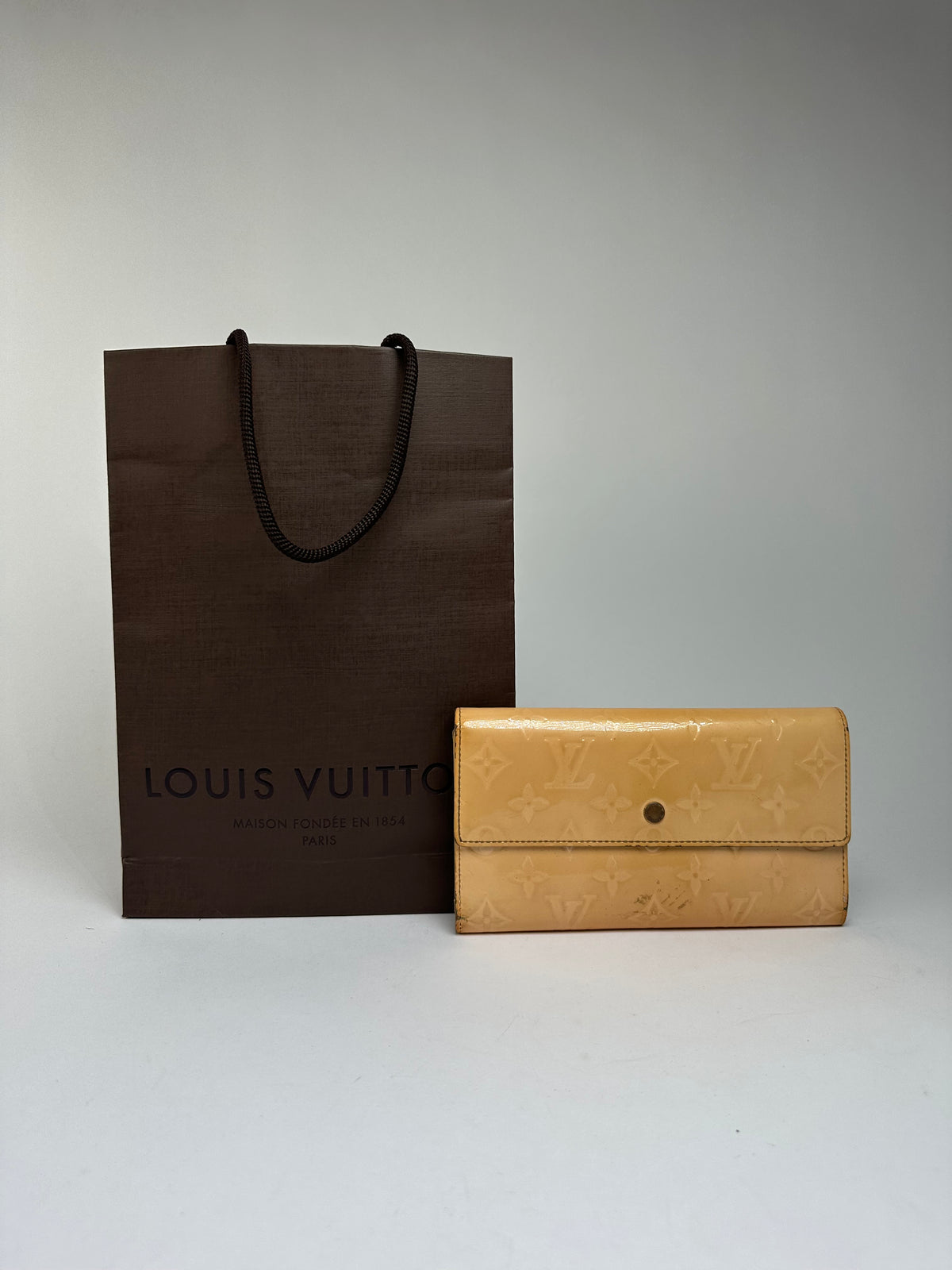 Vintage Louis Vuitton Monogram Monogram Vernis Bifold Wallet Late 1990s Yellow