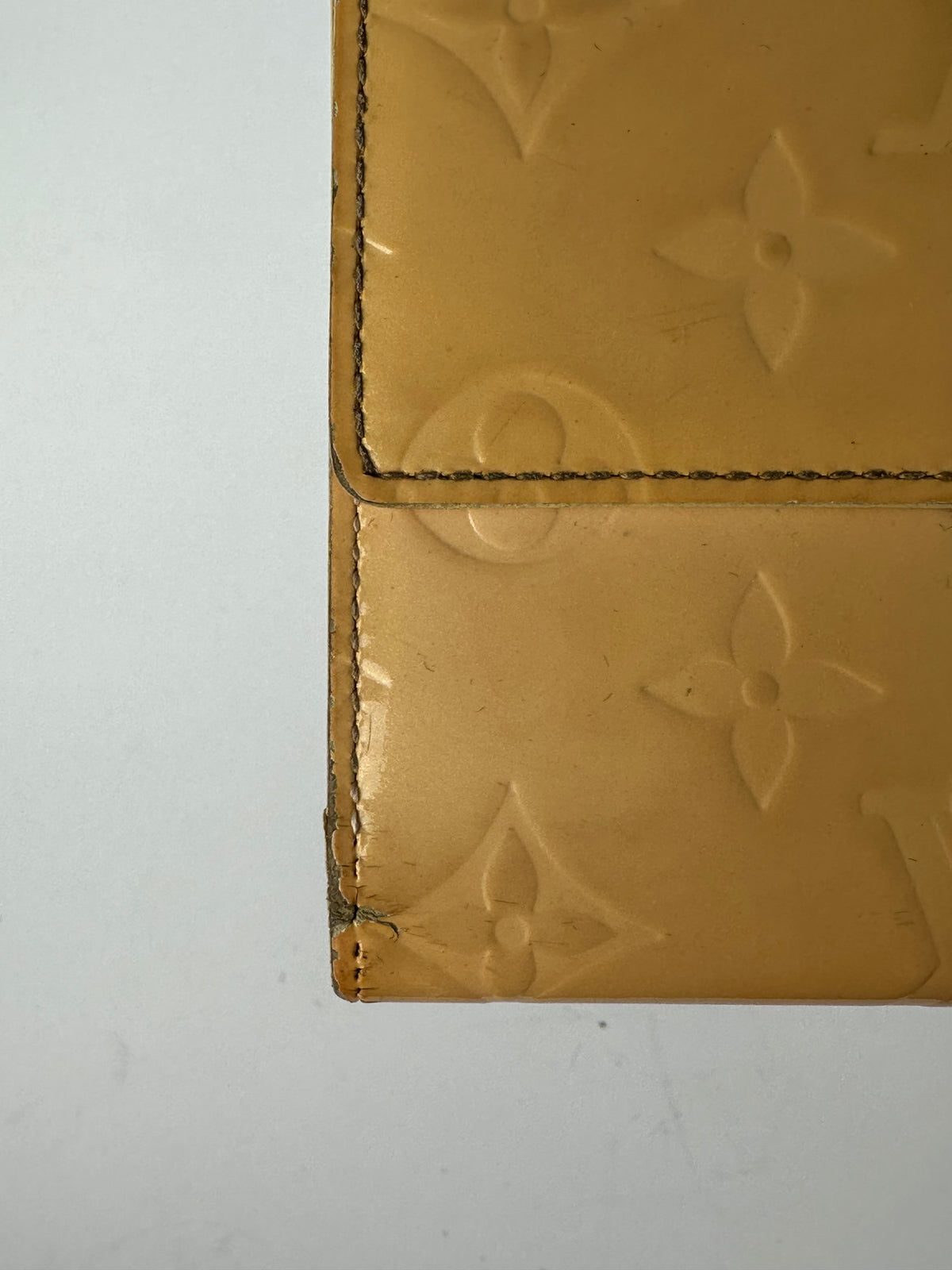 Vintage Louis Vuitton Monogram Monogram Vernis Bifold Wallet Late 1990s Yellow