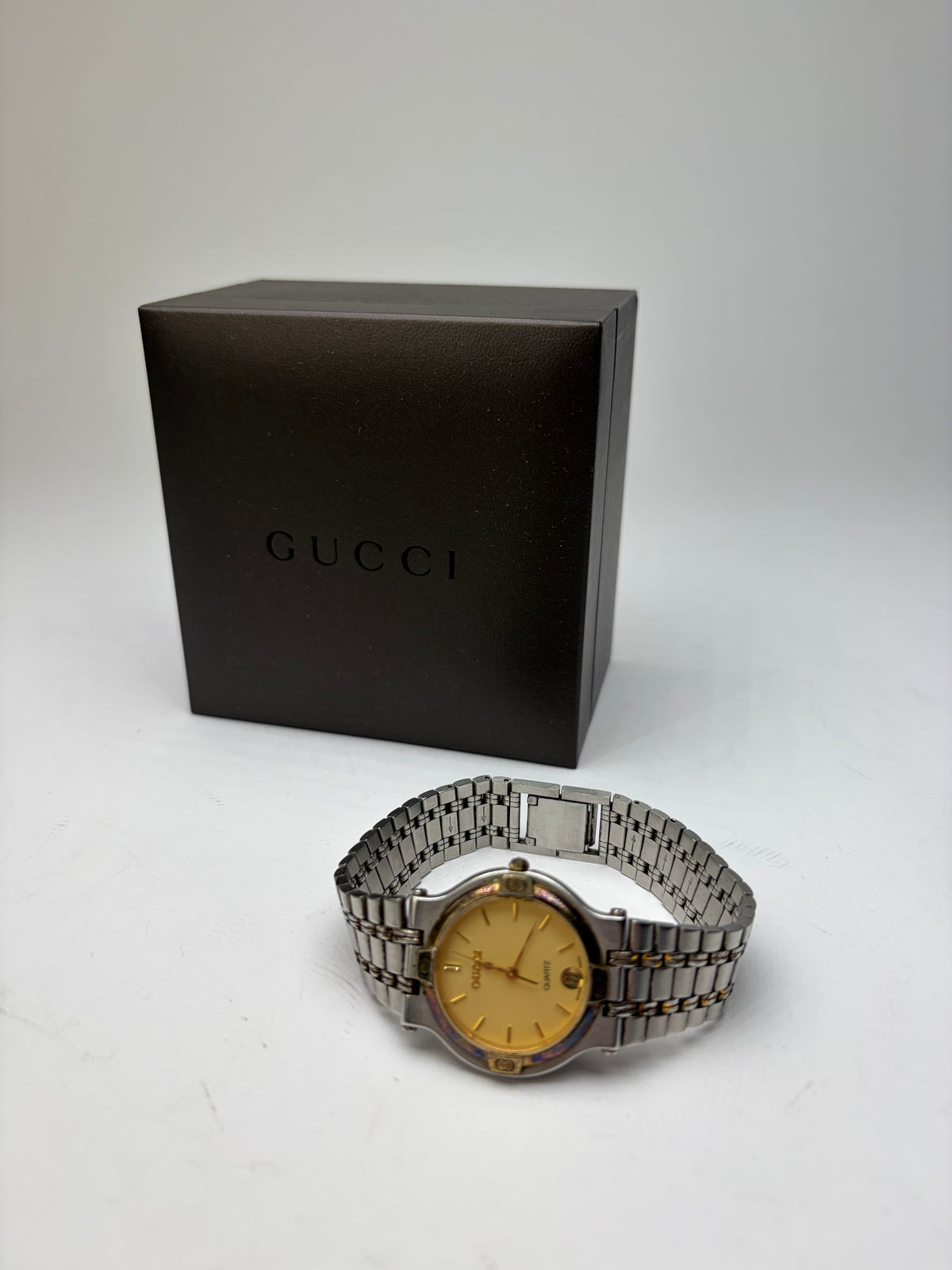 Vintage Gucci Quartz Bracelet Watch Late 1980s Yellow Silver