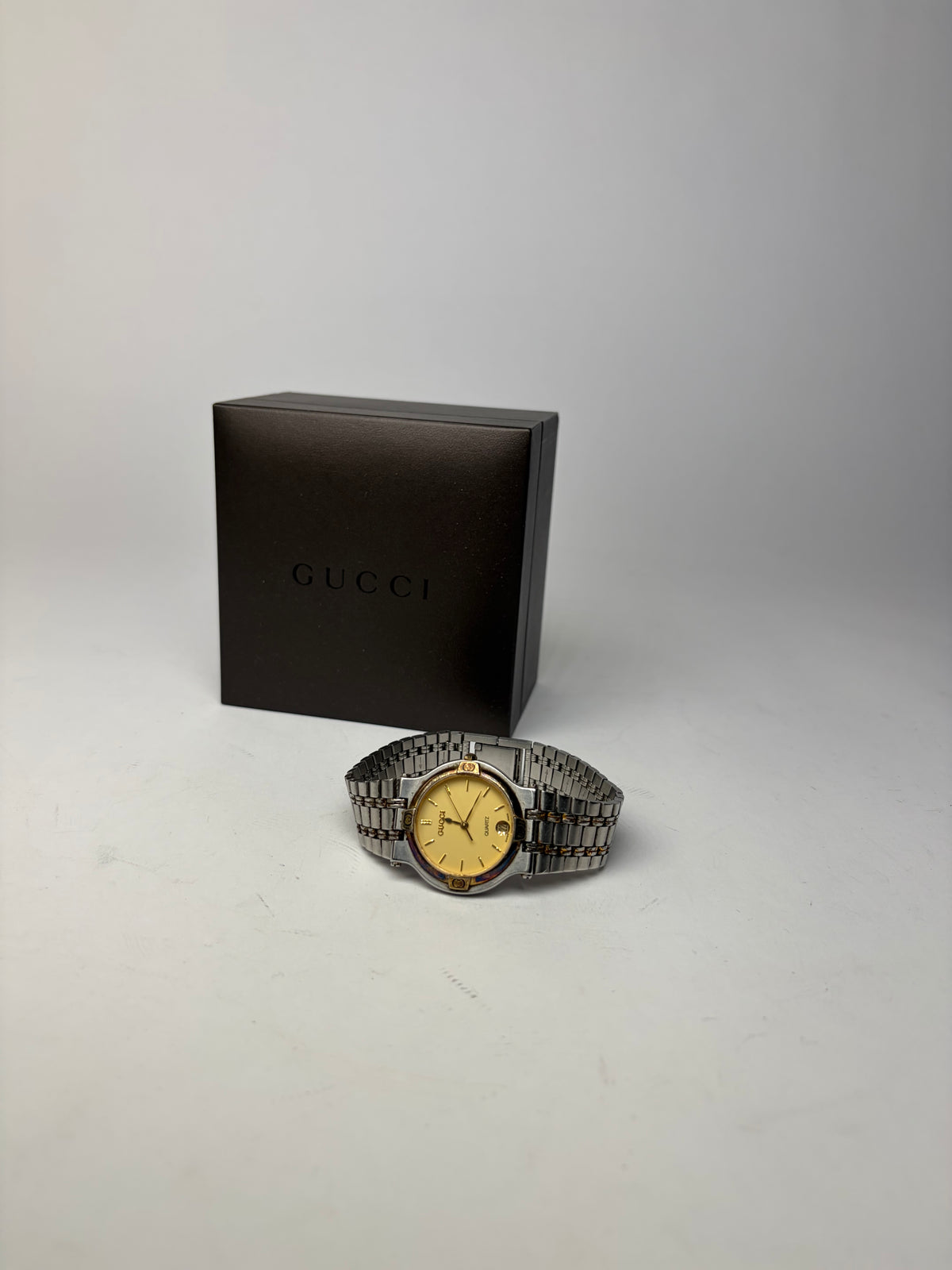 Vintage Gucci Quartz Bracelet Watch Late 1980s Yellow Silver